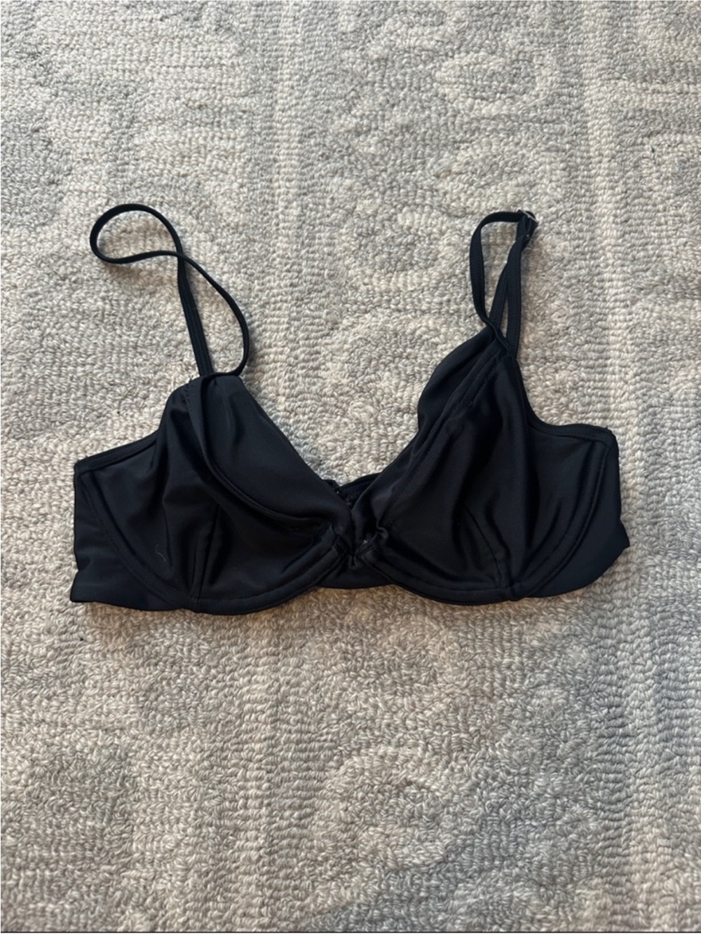 Abercrombie & Fitch Black Underwire Bikini Top | XS